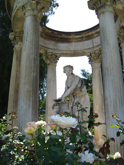 Columns and Roses › June 2008.