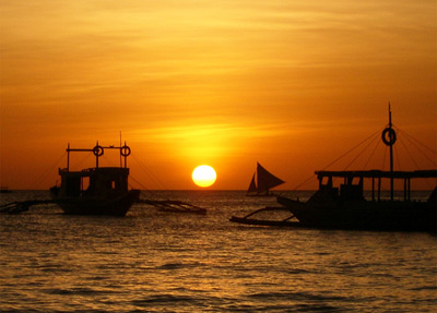 Busy Sunset, Boracay › February
  2004.