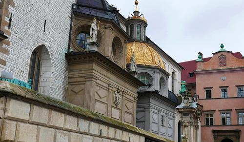 Wawel Cathedral Wall, Krakow › October 2020.