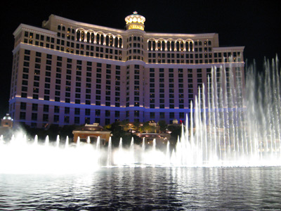 Bellagio Fountains › December
  2007.