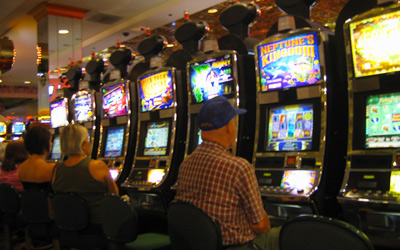 Fremont Street Gamblers › July
  2007.