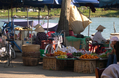 Market Row, Hoi An › January 2005.