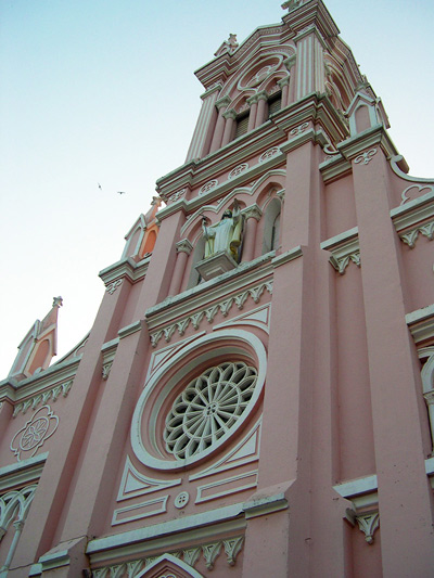 Cathedral Corner, Da Nang ›
  February 2005.
