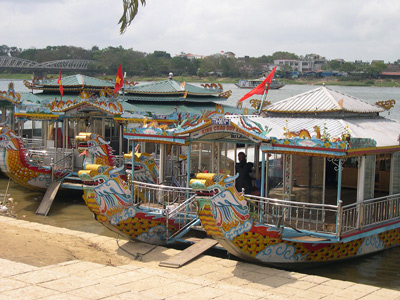 Perfume Boats, Hue ›
  February 2005.