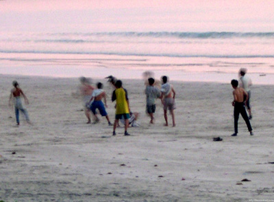 Boys Playing at Sunrise, Doc Let
  › February 2005.