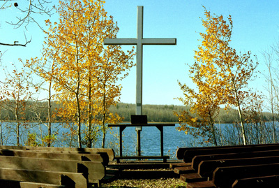 Outdoor Chapel, Lake Isle ›
  October 1986 .