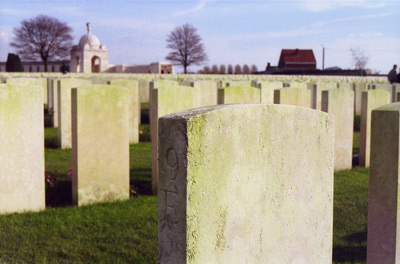 Flanders Tombstones, Waregem ›
  November 1998.