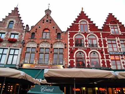 Cafe Roofs › August 2012.