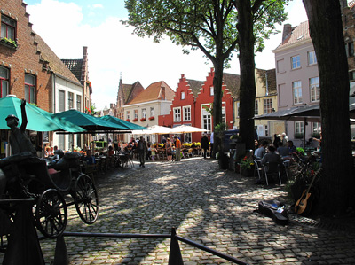 Bruges Walplein › August 2012.