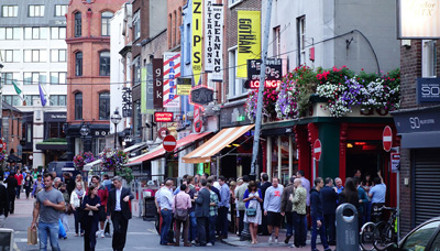 Downtown Pub Crowd › July 2014.