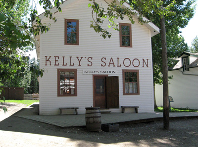 Kelly's Saloon, Fort Edmonton ›
  June 2008.