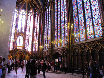 St. Chapelle People, Paris ›
  July 2012.