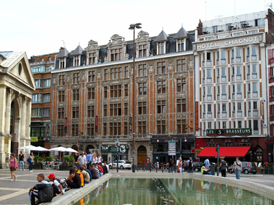 Corbusier Street, Lille › August
  2012.