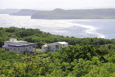 Pago Bay from University Campus › January 2017.