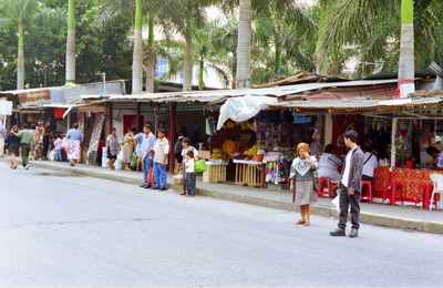 Street Market, Poza Rica ›
  January 2002.