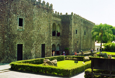 Cuernavaca Castle Side › September 2002.