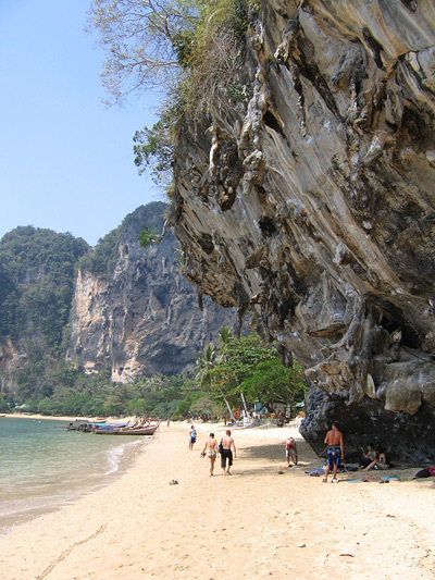 Ton Sai Beach Edge › January
  2006.