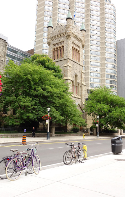 St. Andrews on Simcoe, Toronto › July
  2014.