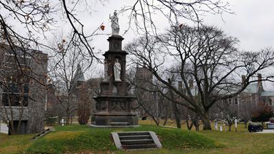 East Side Statue, University of Toronto › January 2020.