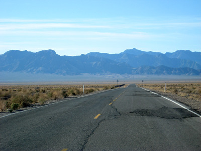 Highway View, near Death Valley
  › November 2007.